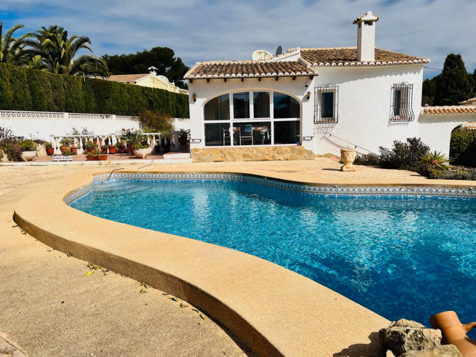 Charmante villa met zwembad te koop - Benissa