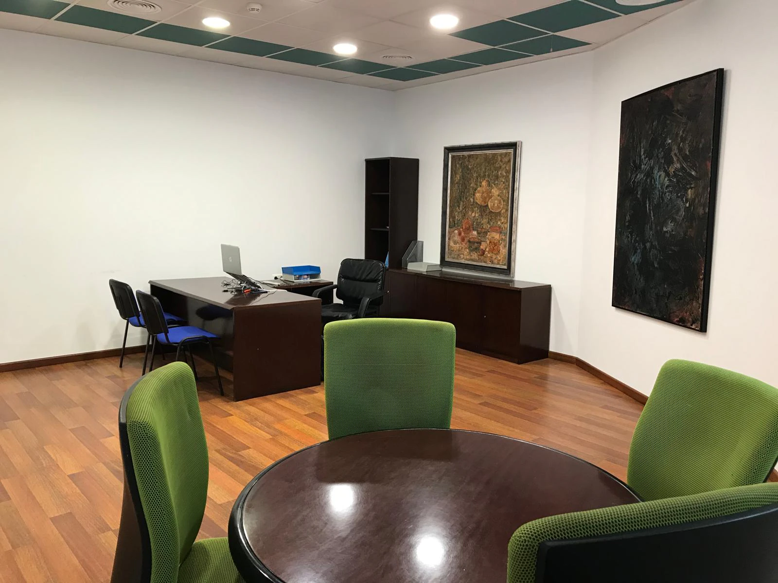 GREAT COMMERCIAL SPACE OPPORTUNITY FOR MULTIPLE USES WITH AN INCREDIBLE LOCATION