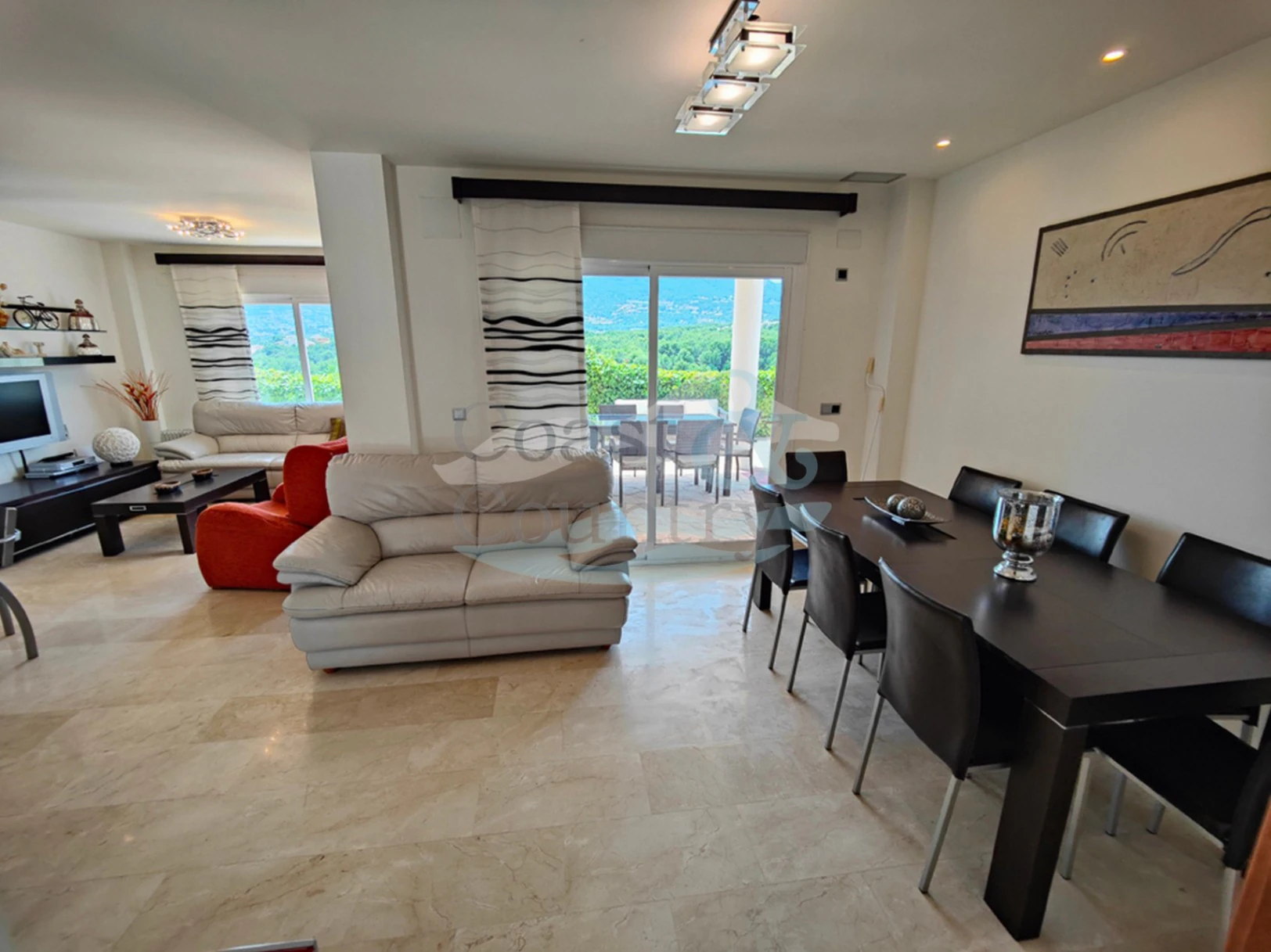 Magnificent modern-style house in Calpe