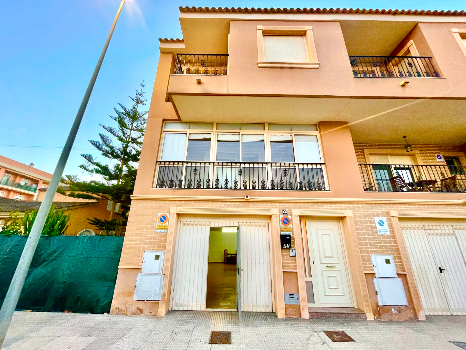 SUN1TAKQTQ - Villa for sale in Almoradí