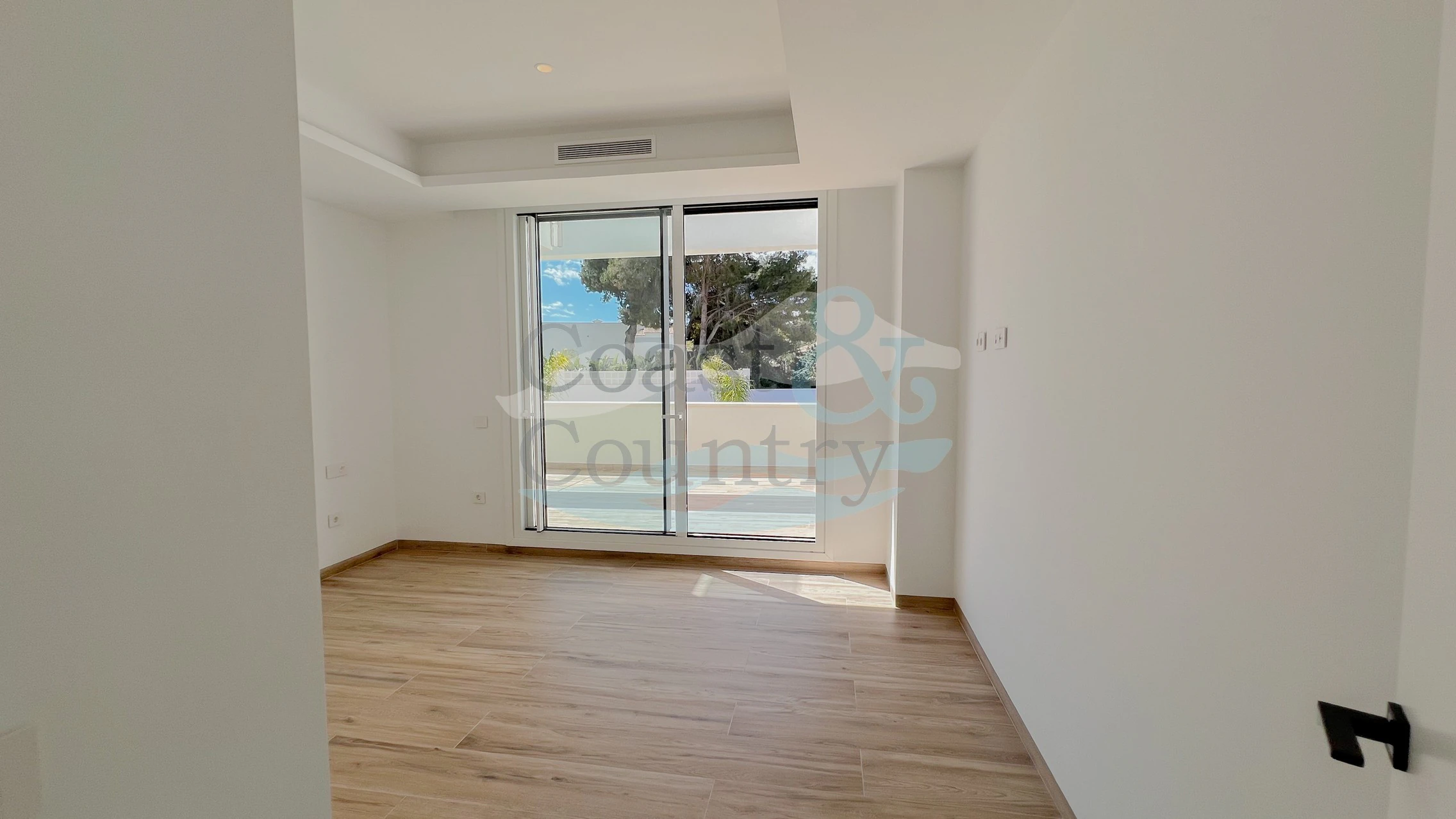 Spectacular villa for sale in Calpe.