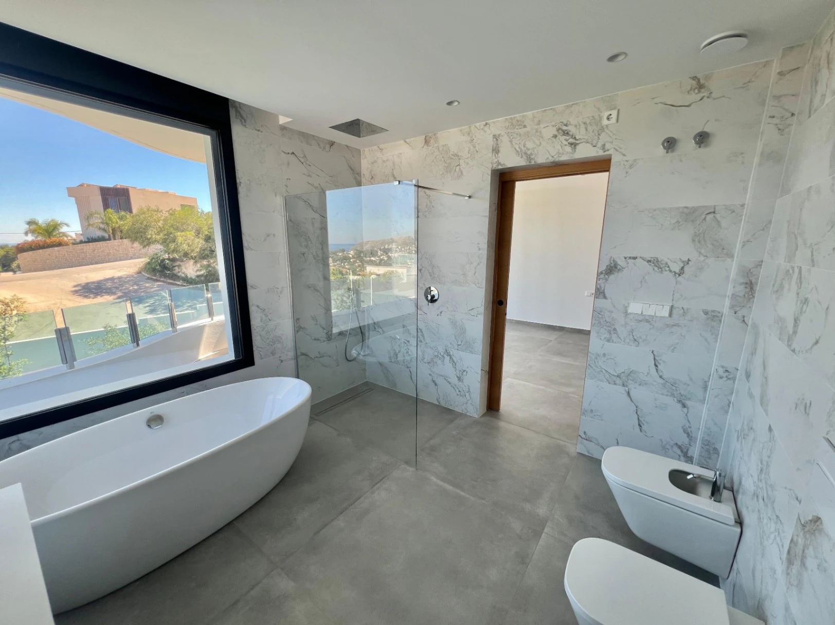 Exclusieve moderne villa te koop in Moraira