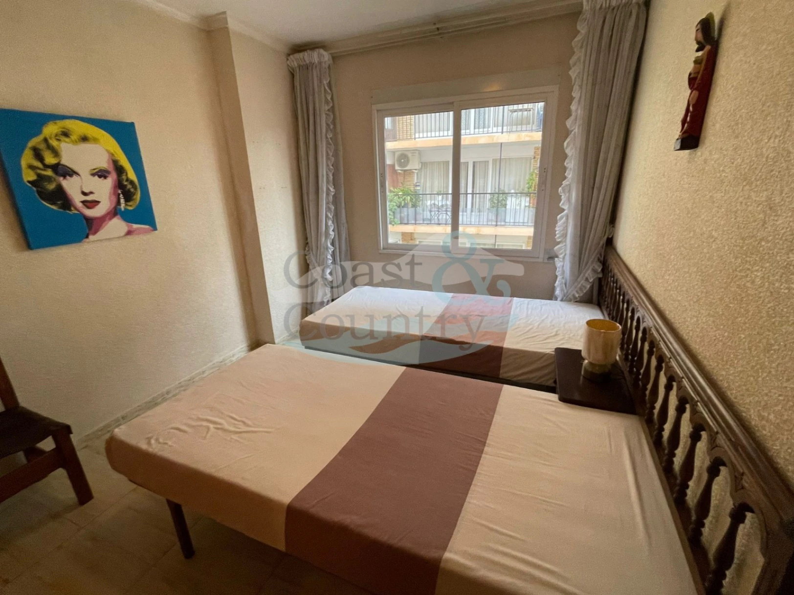 Stunning Spacious Central Apartment in Calpe, Steps from the Beach