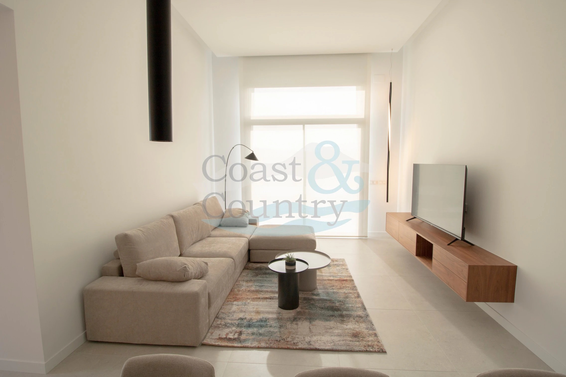 Modern Villa with Pool and Garden in Finestrat
