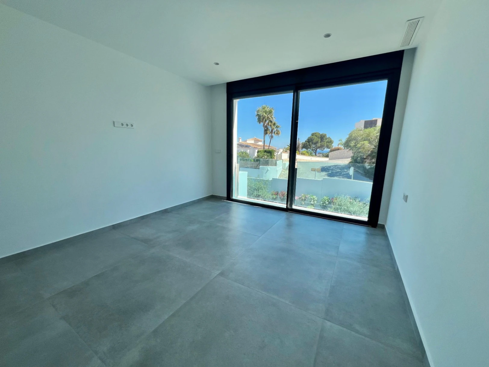 Exclusieve moderne villa te koop in Moraira