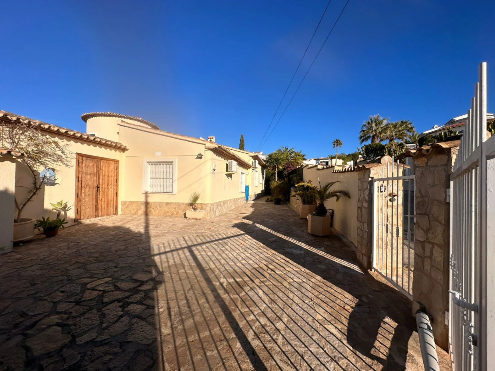 VILLA À VENDRE À MORAIRA