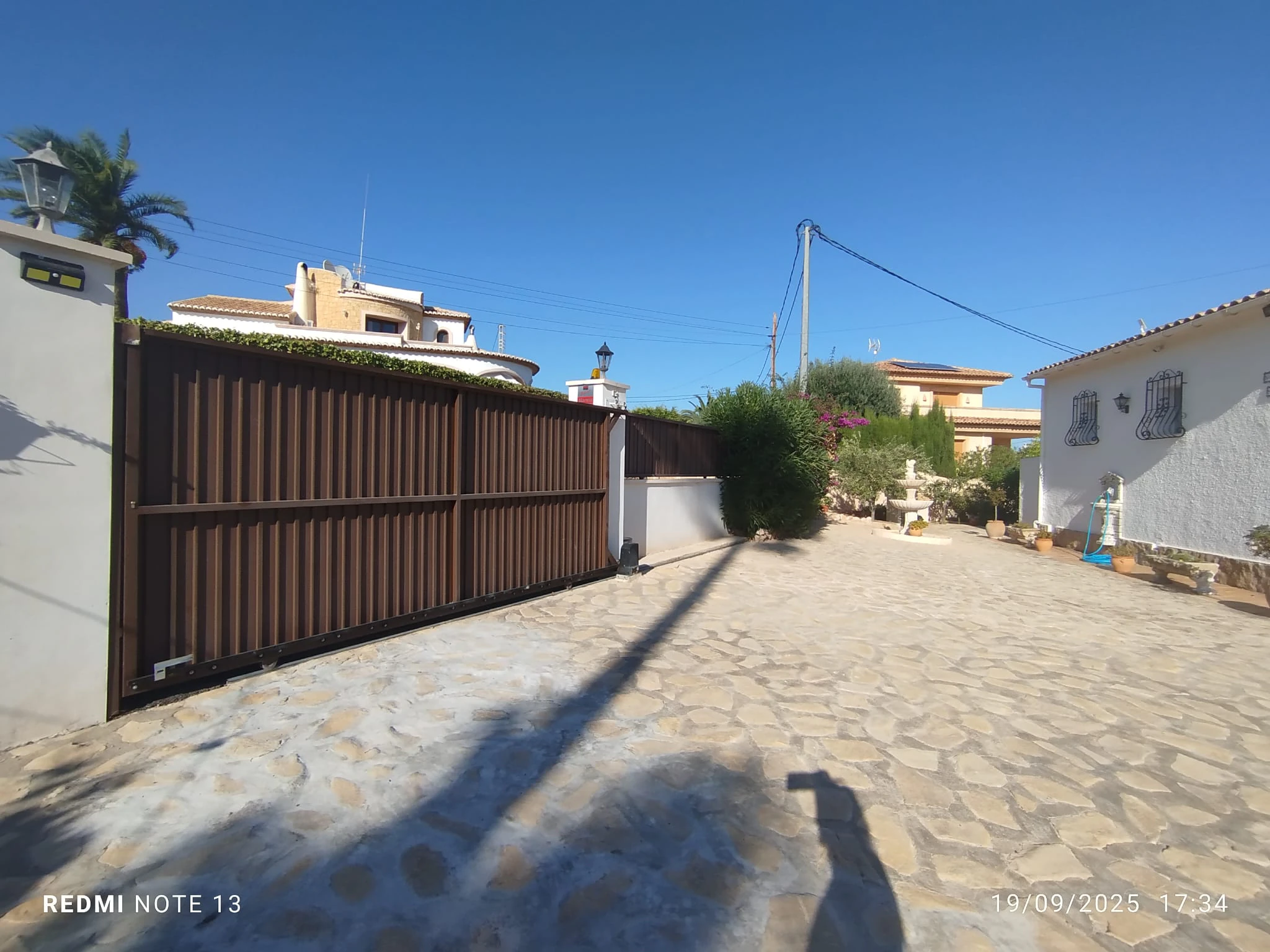 Villa for sale with 3 bedrooms and a pool in Calpe, Alicante.