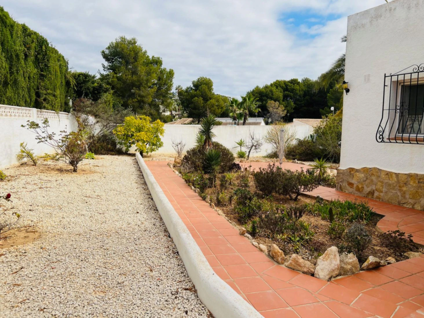 Charmante villa met zwembad te koop - Benissa