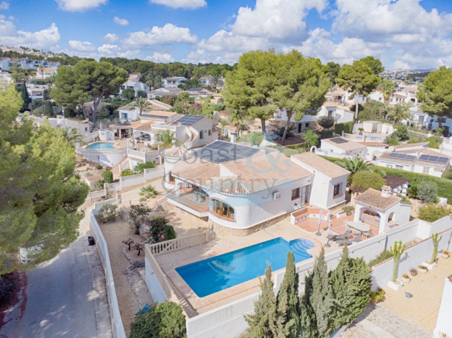 Exquisite villa with Sea views Moraira