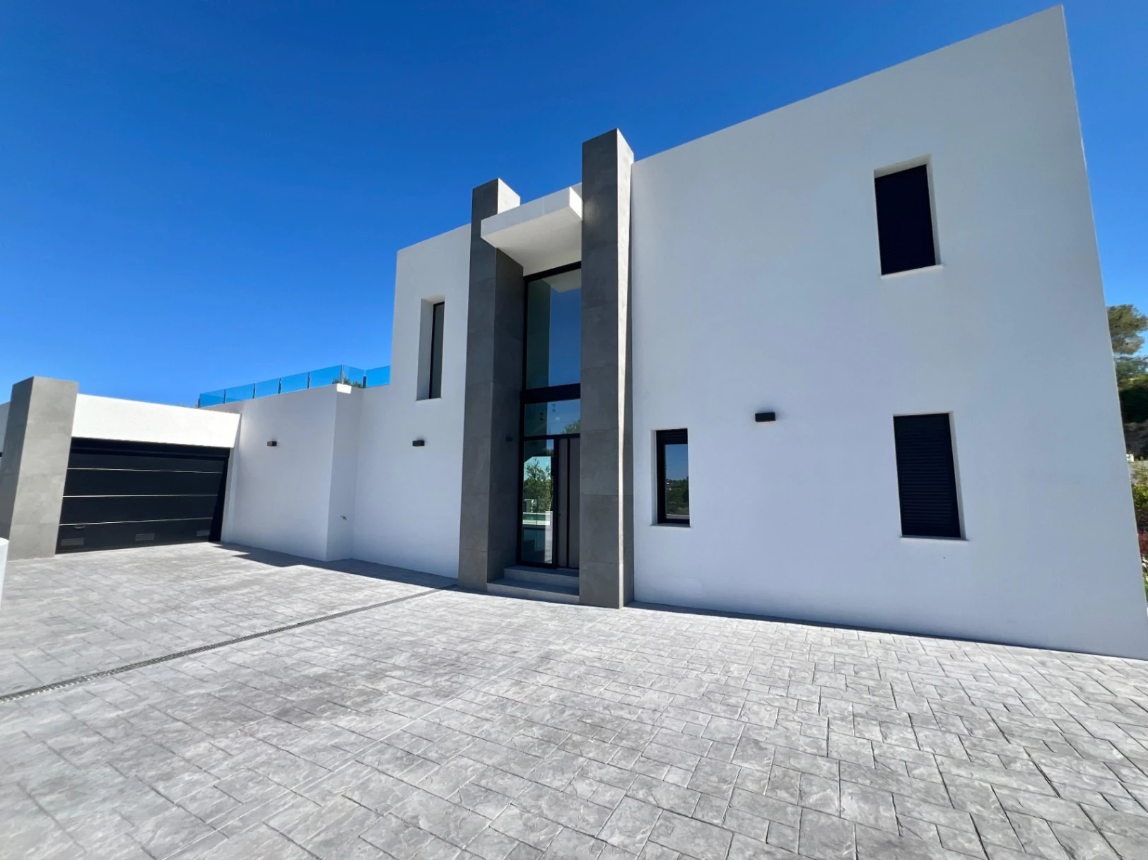 Exclusieve moderne villa te koop in Moraira