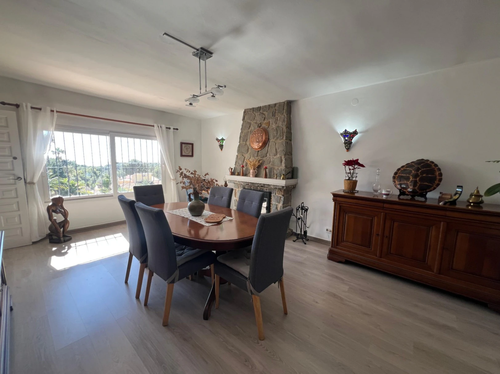 Vente de villa traditionnelle de 4 chambres avec piscine à Benissa