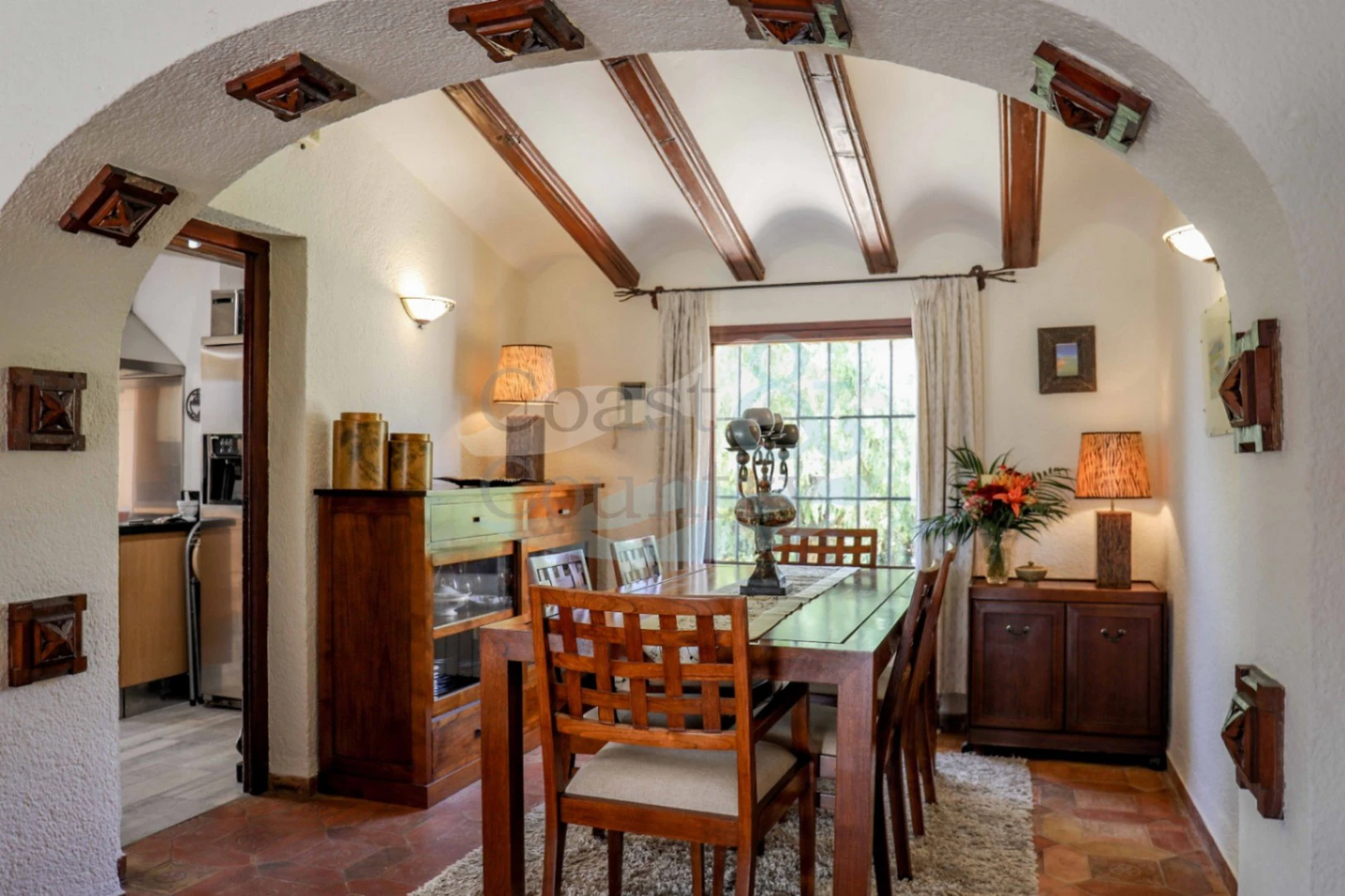 Prachtige villa op Montgo: weids uitzicht en tijdloze elegantie