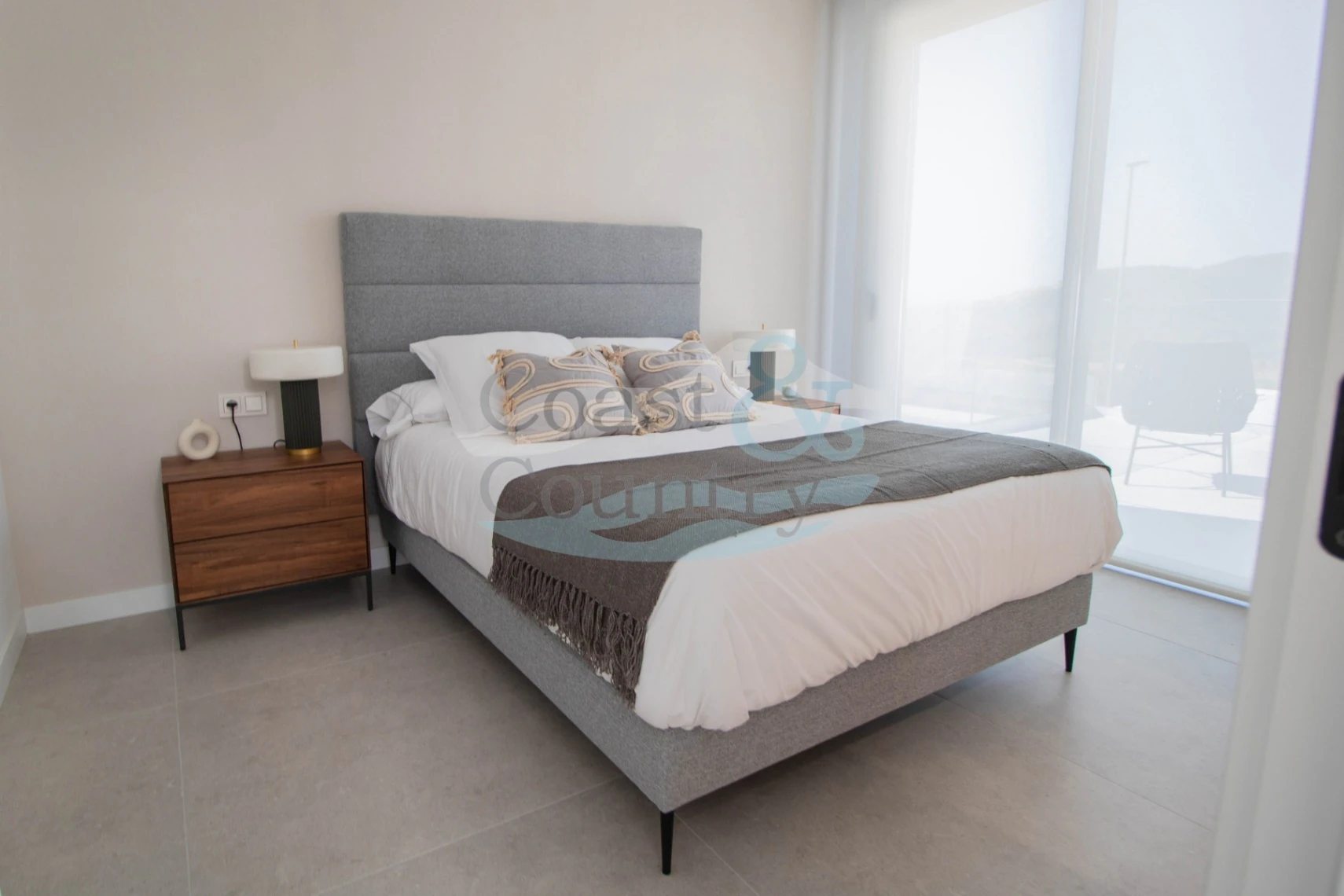 Modern Villa with Pool and Garden in Finestrat