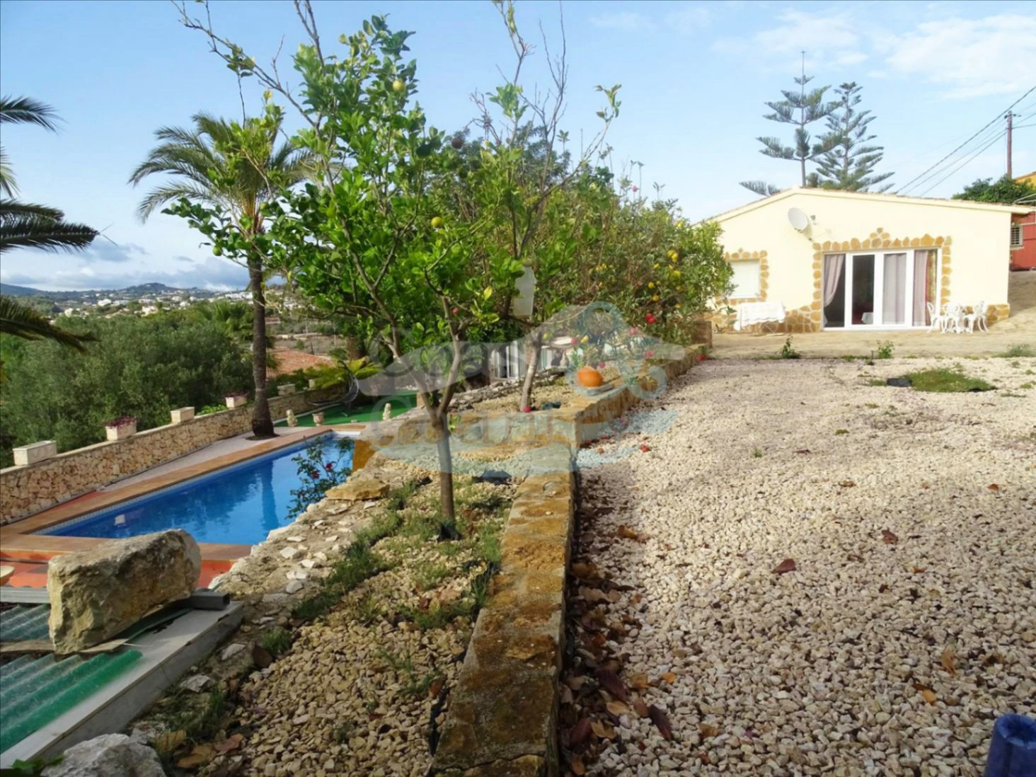 Villa with Independent Apartments and Panoramic Views