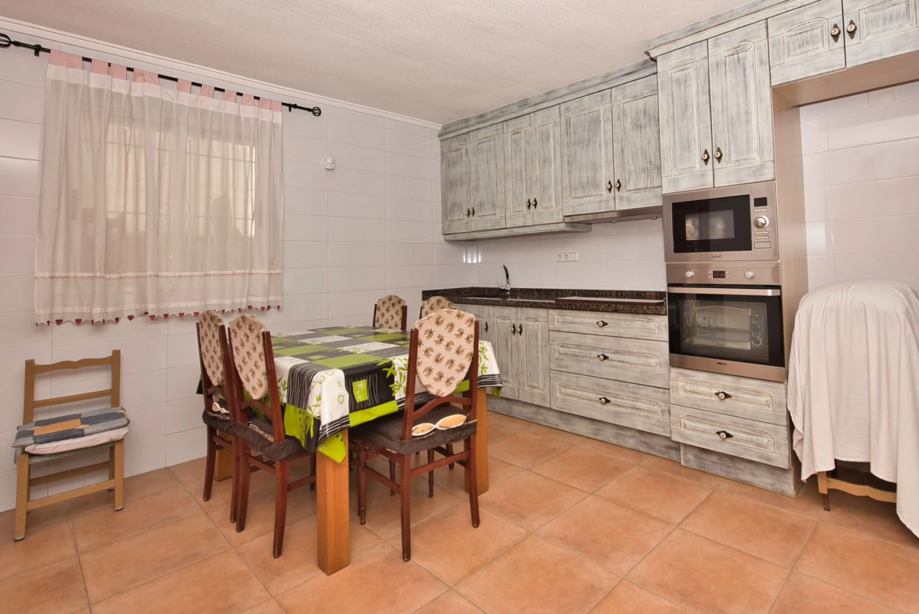 Villa for sale in Benijofar