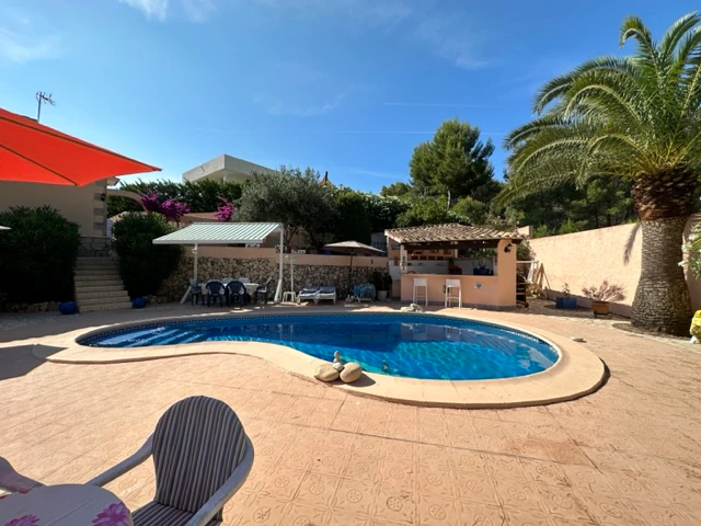 Belle Villa À Moraira