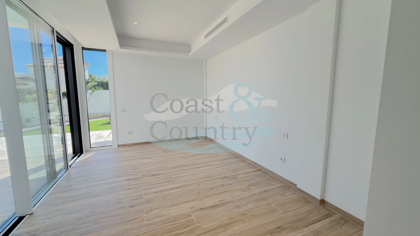 Spectacular villa for sale in Calpe.