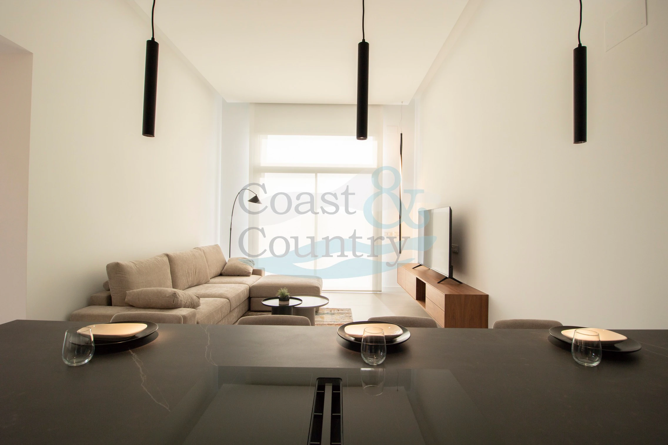 Modern Villa with Pool and Garden in Finestrat
