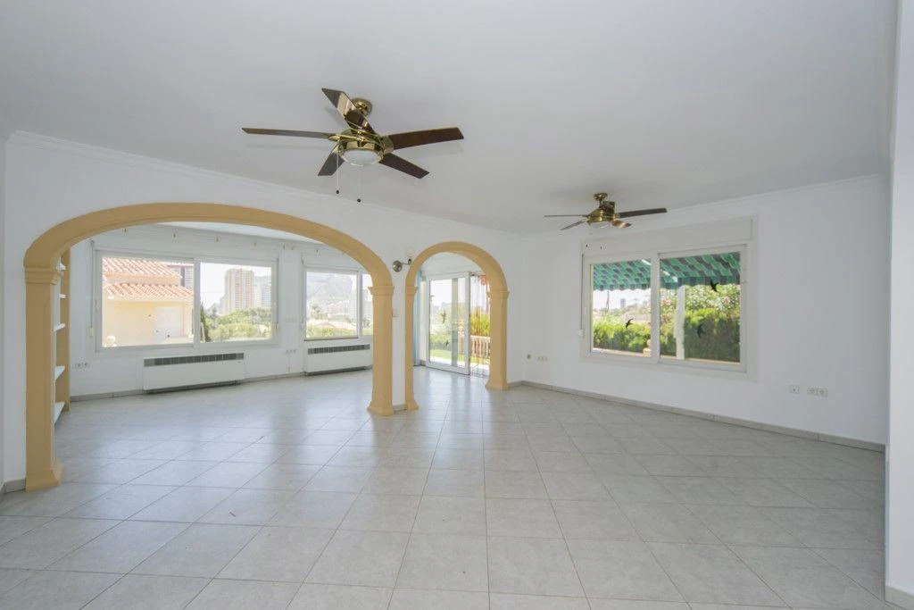 Charming 3-Bedroom Casa with Private Pool in Calpe