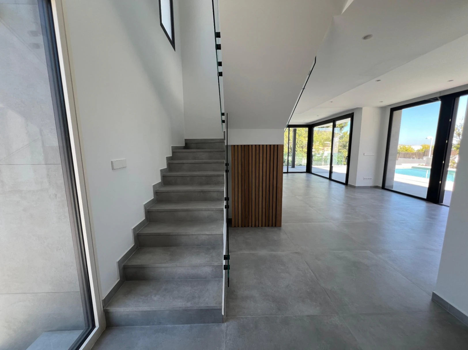Exclusieve moderne villa te koop in Moraira