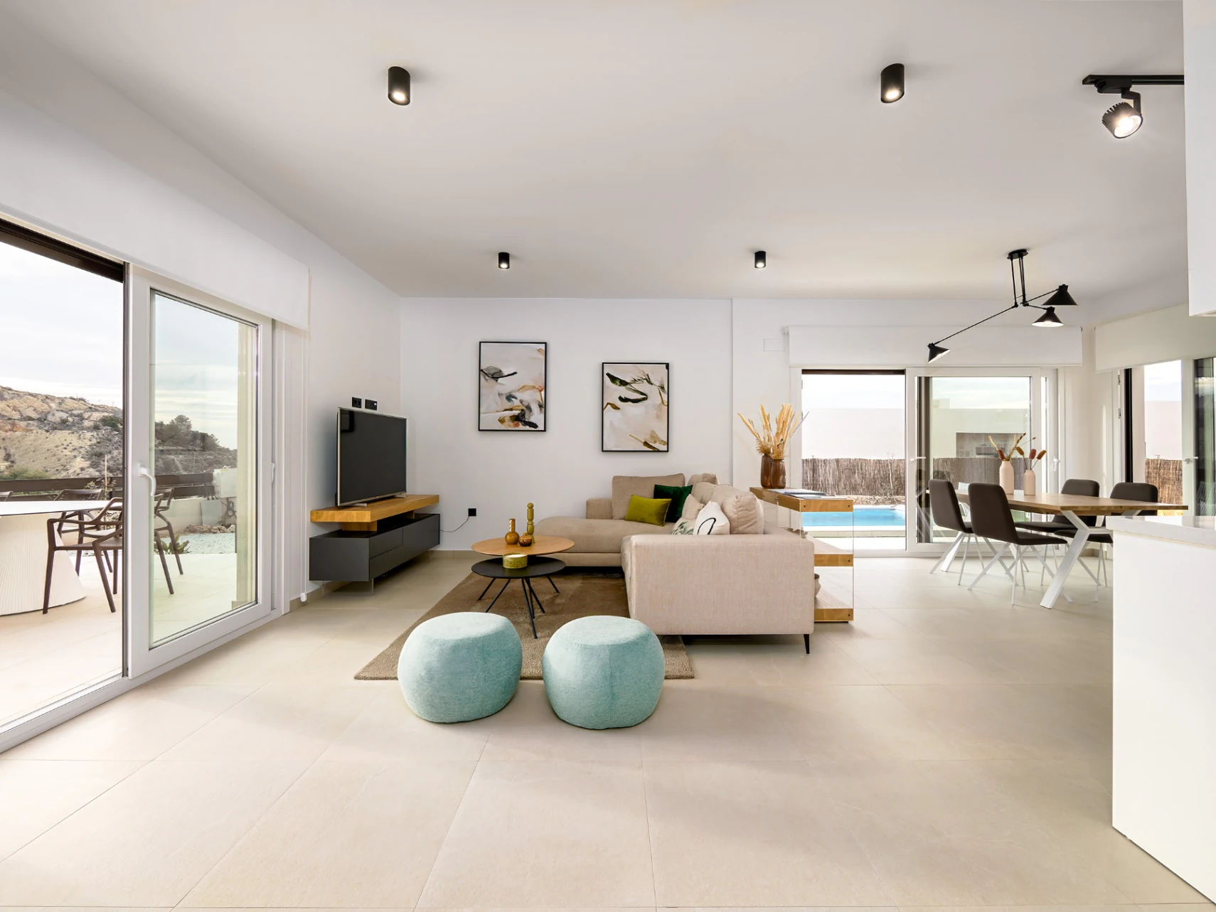 Luxurious Independent Villas with Contemporary Design