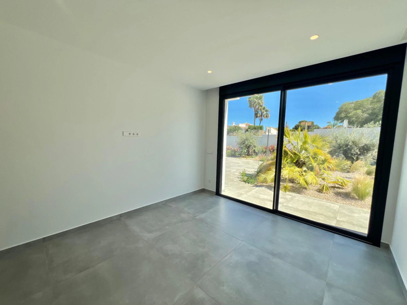 Exclusieve moderne villa te koop in Moraira