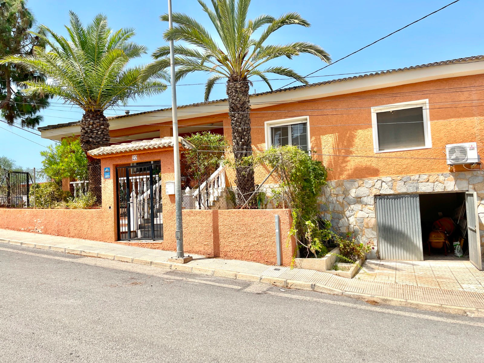 Villa for sale in Benijofar