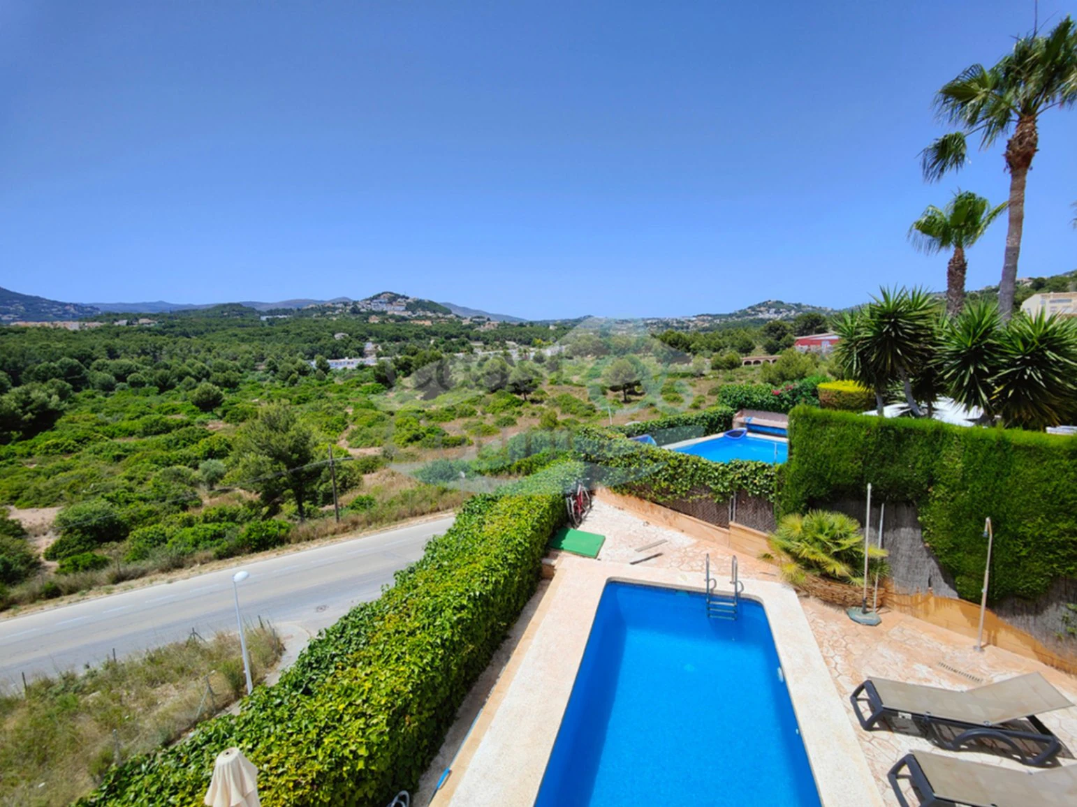 Magnificent modern-style house in Calpe