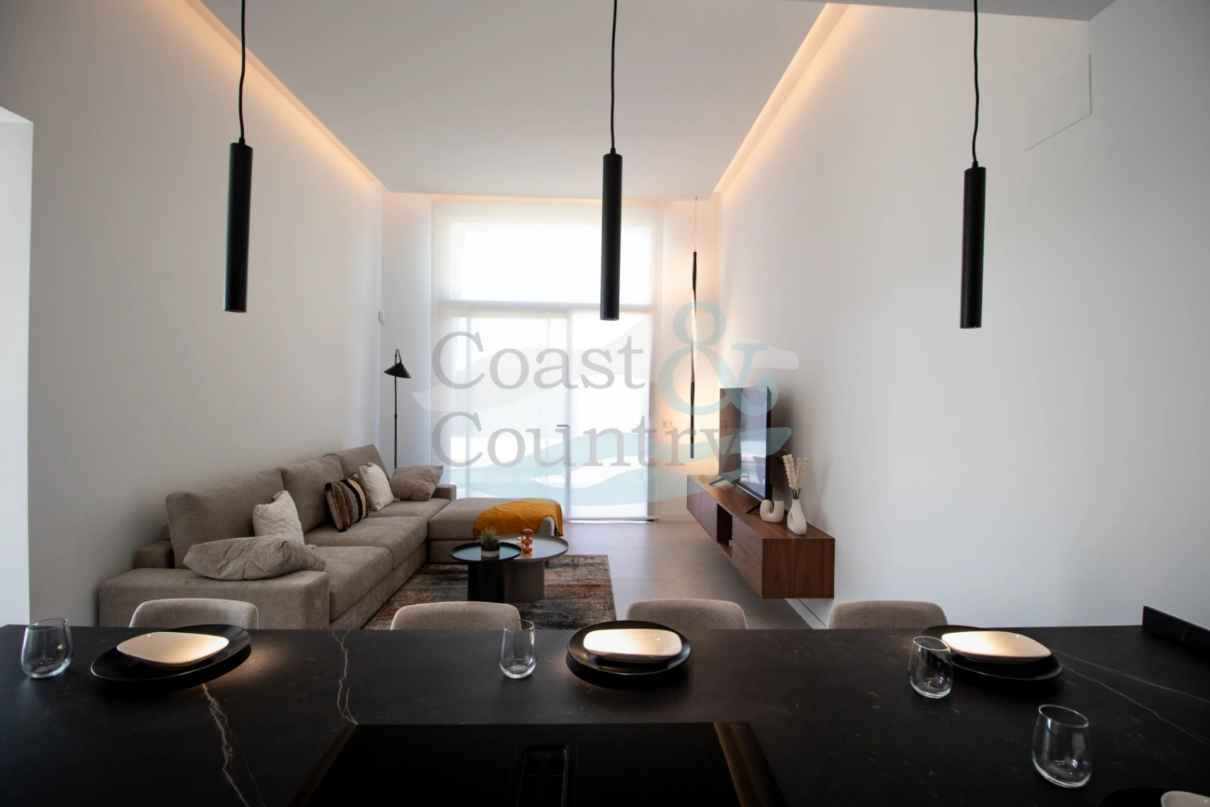 Modern Villa with Pool and Garden in Finestrat