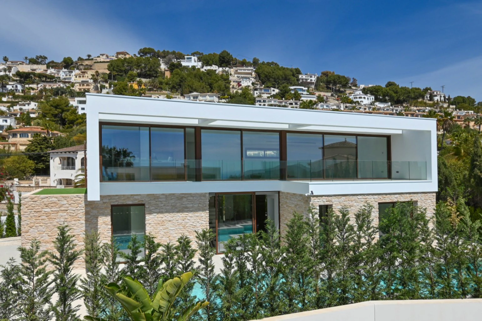 Fantastisk villa med 4 sovrum och 4 badrum i Moraira