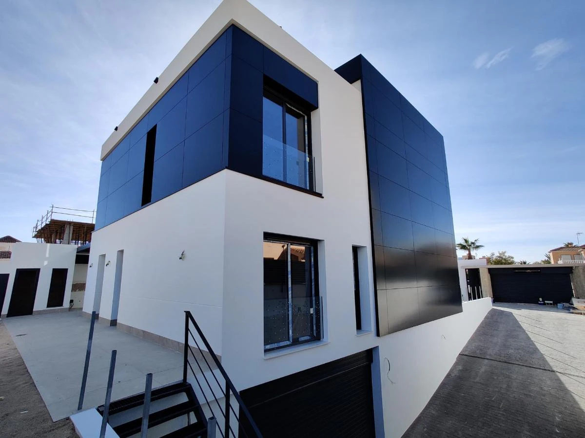 For Sale. Villa in Orihuela Costa