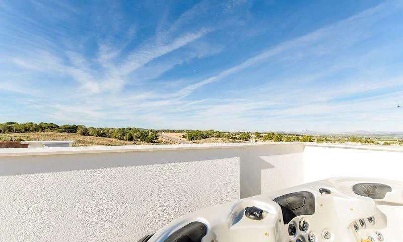 For Sale. Bungalow en Torrevieja