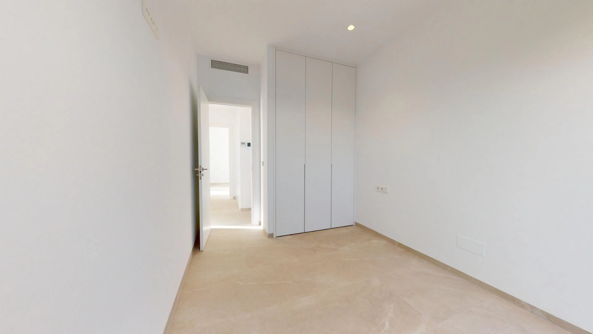 Salg. Villa i Los Alcazares