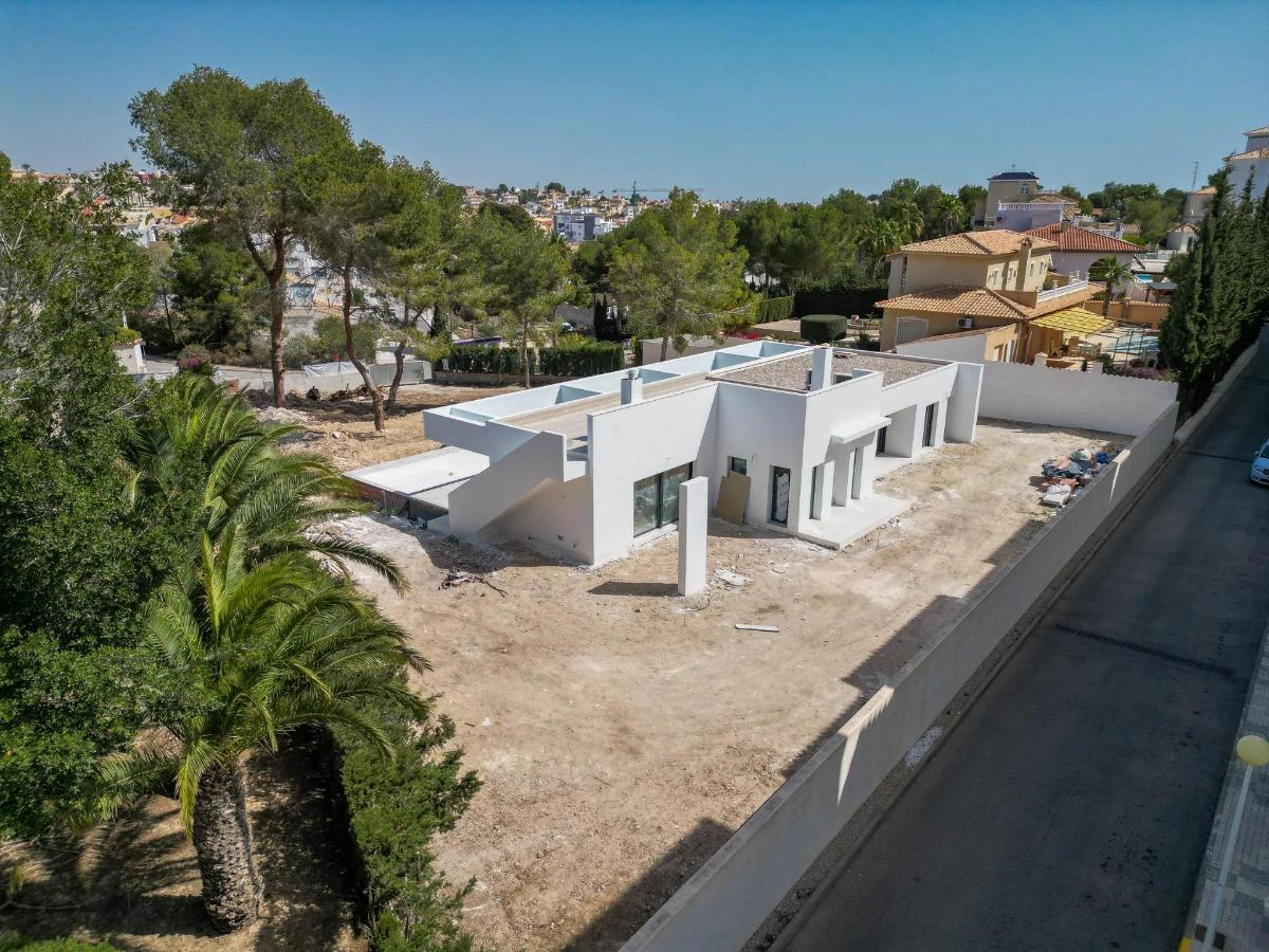 For Sale. Villa in Orihuela Costa