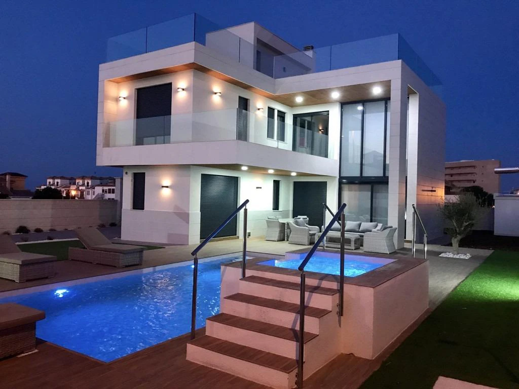 For Sale. Villa in Orihuela Costa