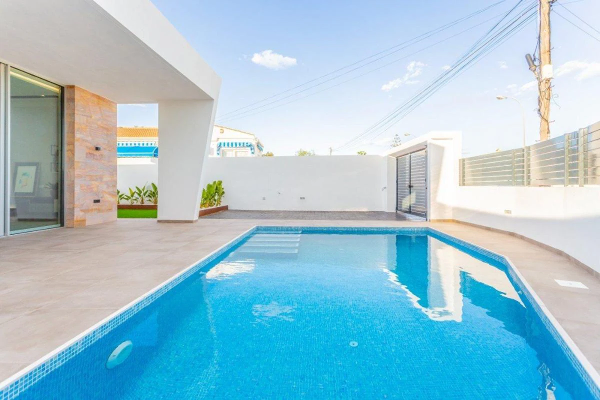 For Sale. Villa en Torrevieja