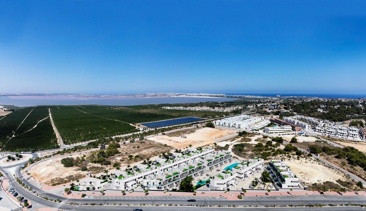 For Sale. Villa en Torrevieja