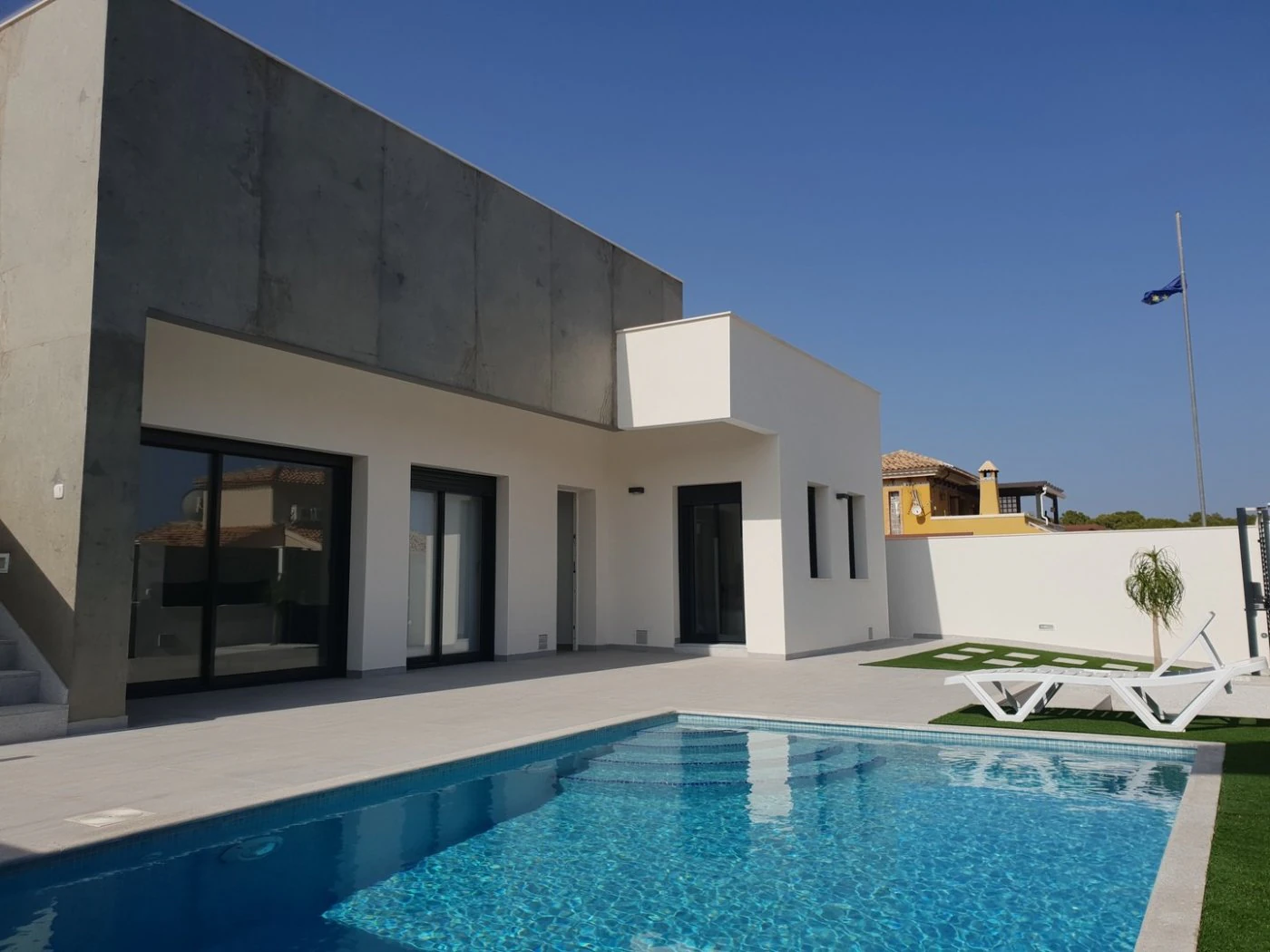 For Sale. Villa in Pilar de la Horadada