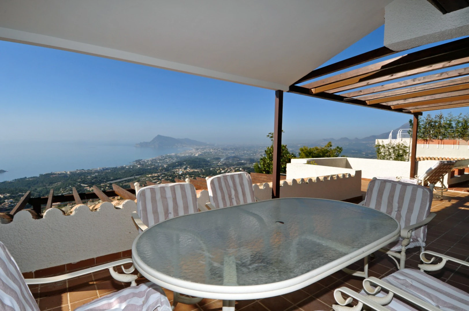 Villa with incredible direct sea views in Altea.