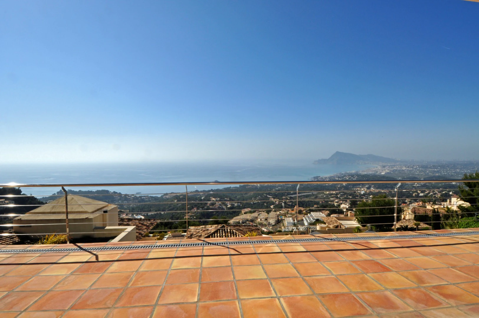 Villa with incredible direct sea views in Altea.