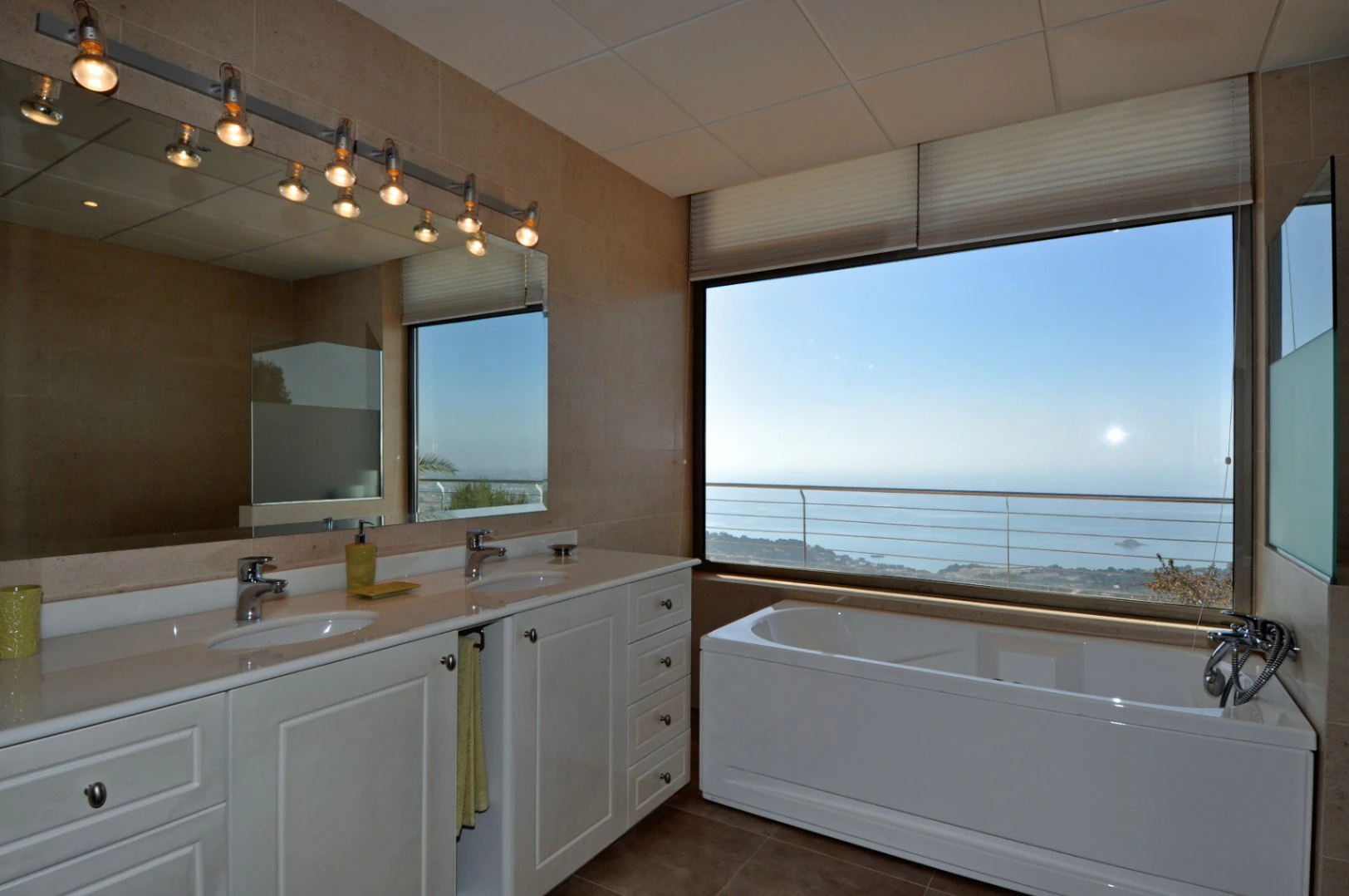 Villa with incredible direct sea views in Altea.