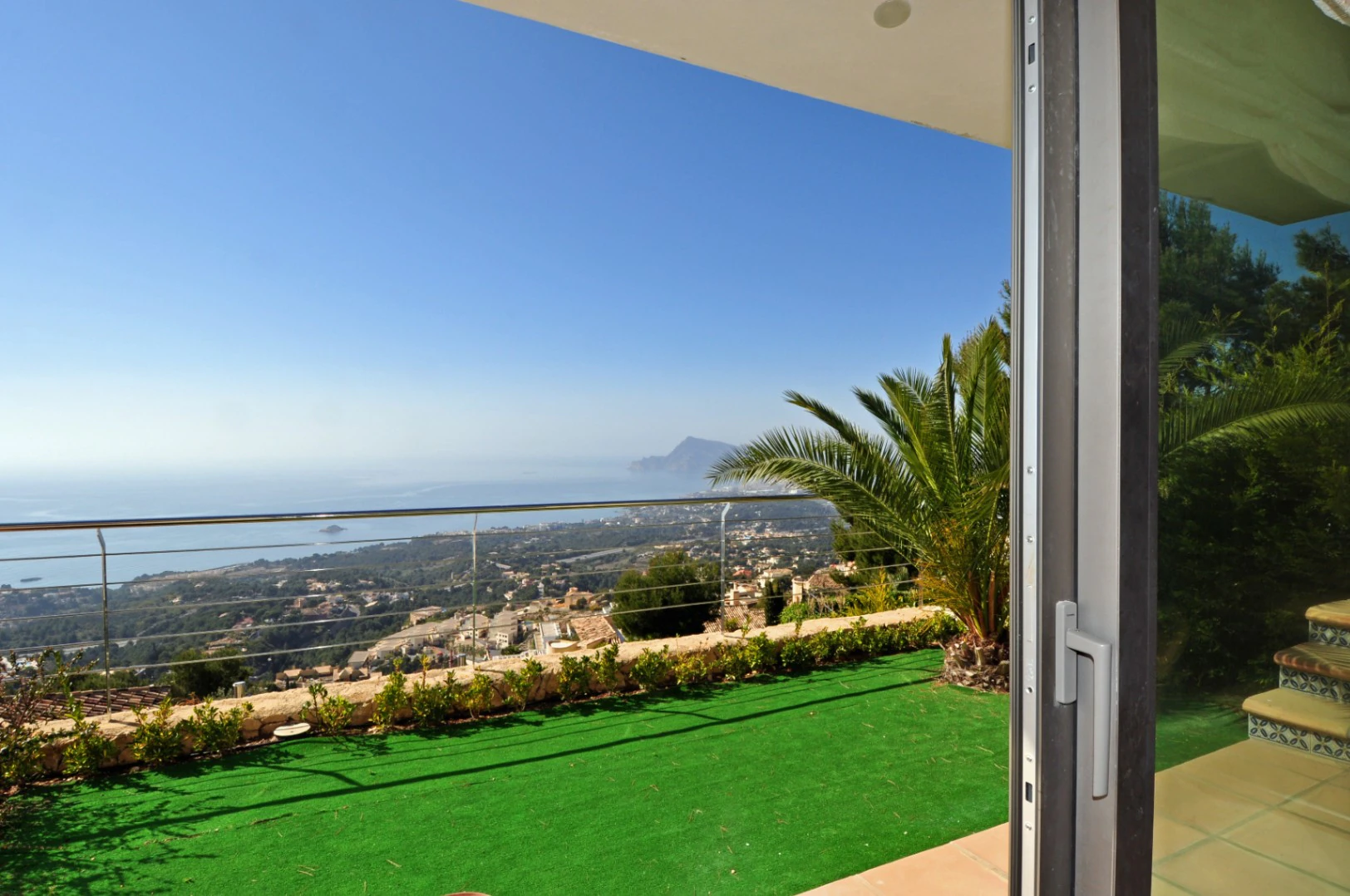 Villa with incredible direct sea views in Altea.