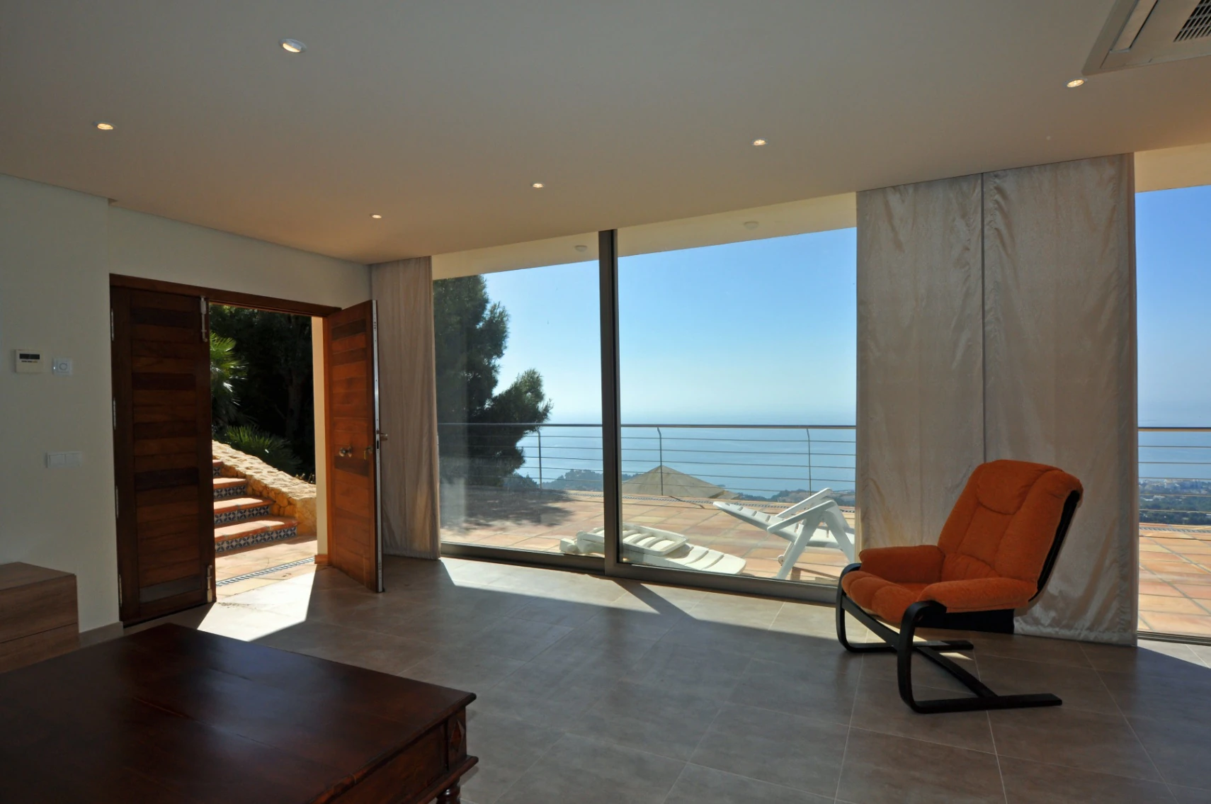 Villa with incredible direct sea views in Altea.