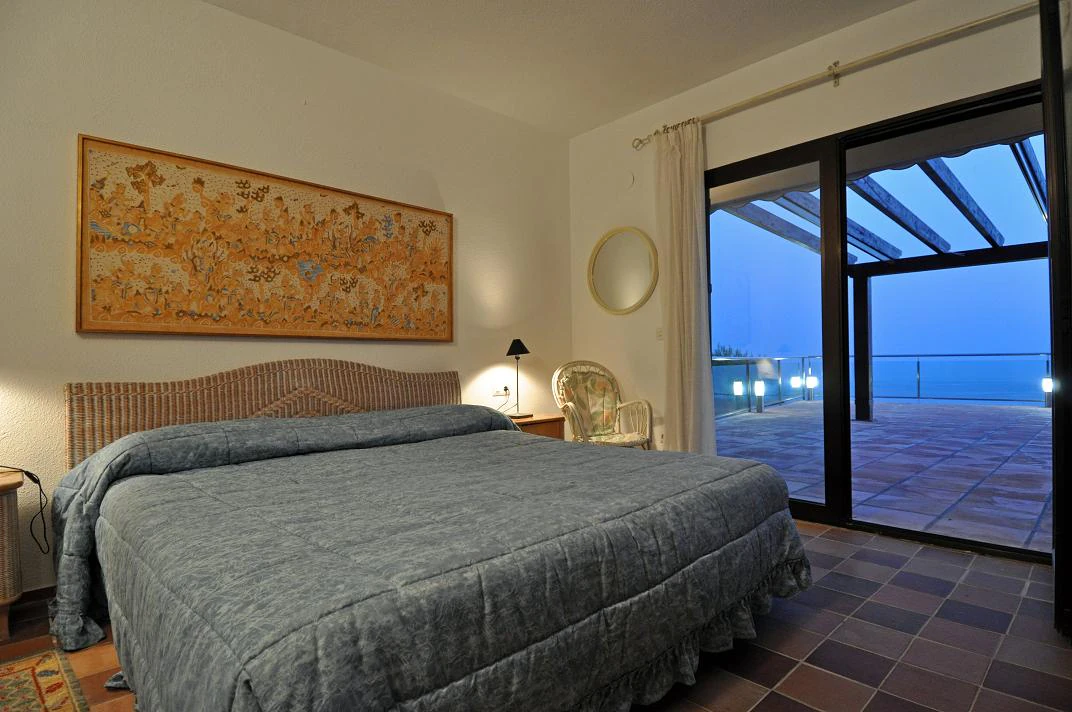 Villa with incredible direct sea views in Altea.