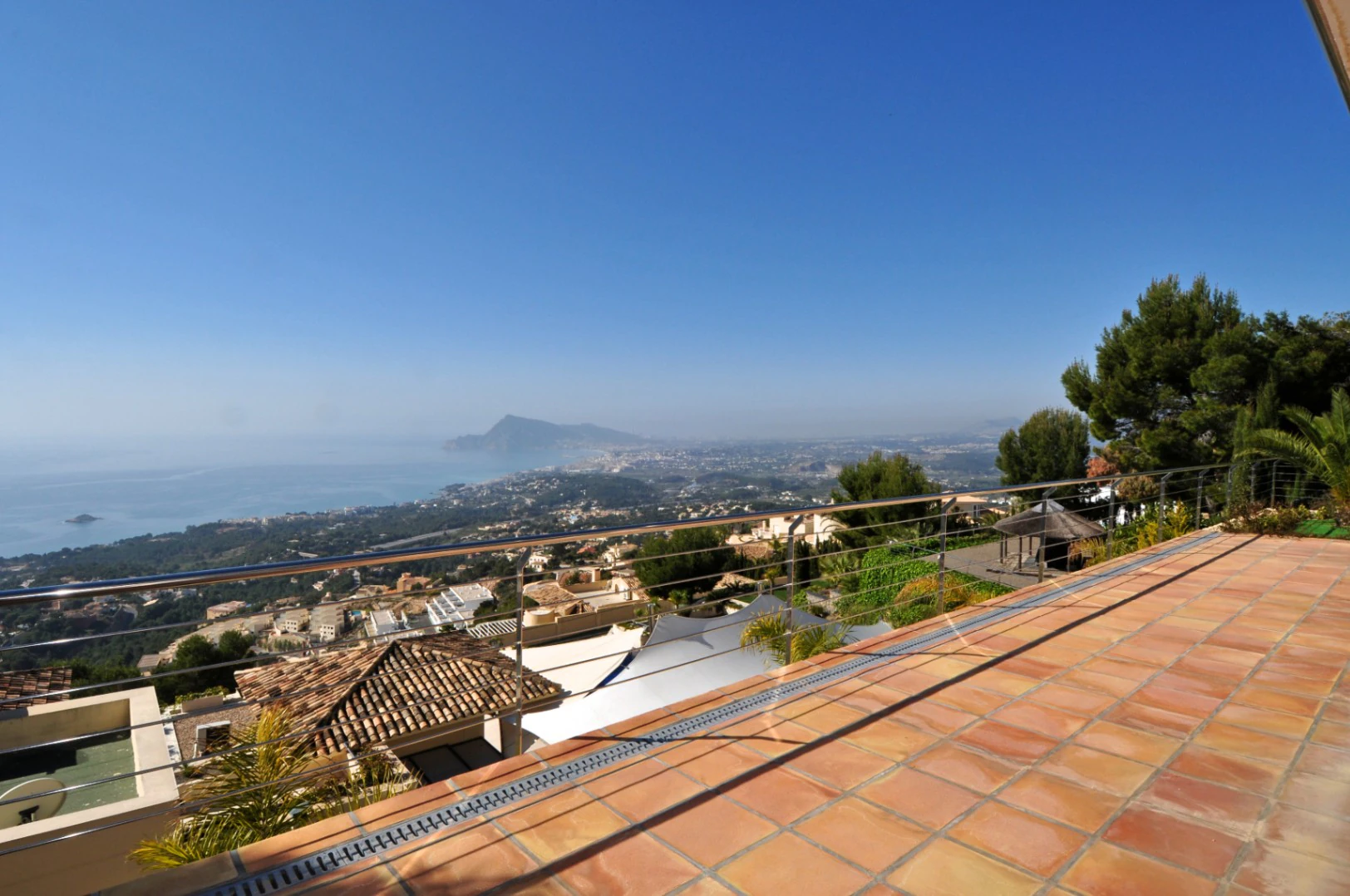 Villa with incredible direct sea views in Altea.