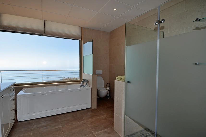 Villa with incredible direct sea views in Altea.