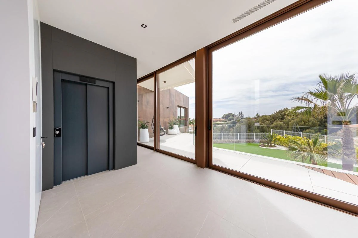 Salg. Villa i Benidorm