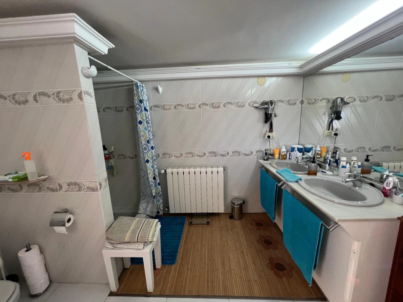 Villa te koop met 4 slaapkamers en vrij uitzicht op zee in Benissa, Alicante.