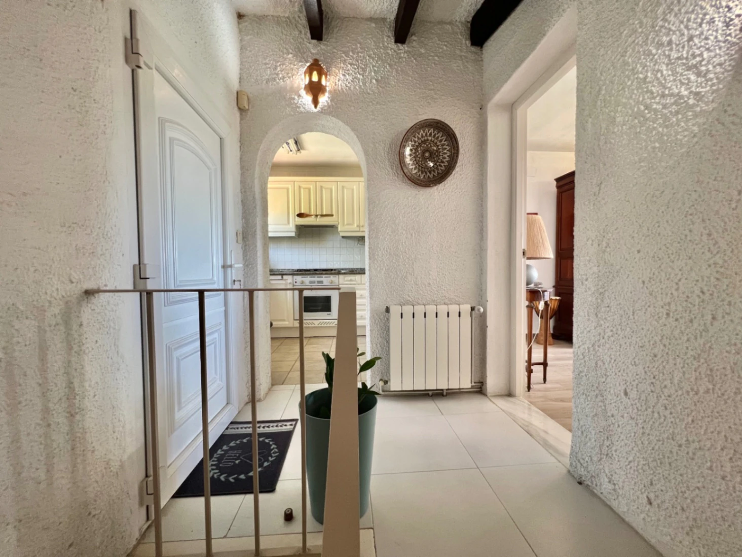 Villa te koop met 4 slaapkamers en vrij uitzicht op zee in Benissa, Alicante.