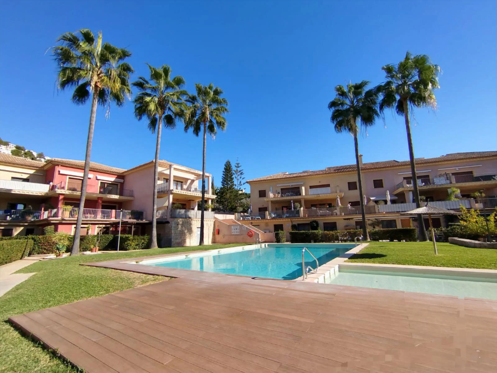 CC1220 - 2-bedroom apartment with Mediterranean Soul: Light, Peace, and Style in Jardines de Montemar